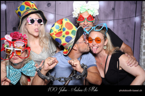 Prints_271 Photobooth-Fotobox mieten Basel
